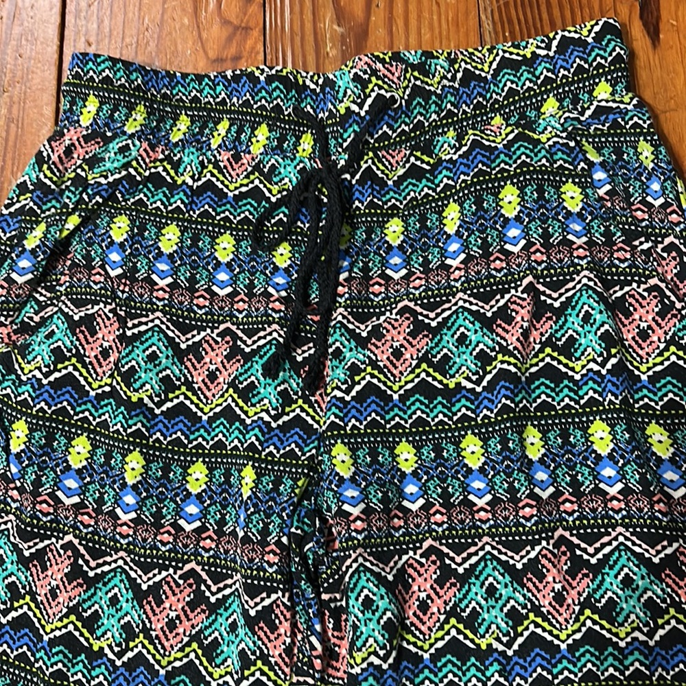 Joggers - Picture 2 of 5